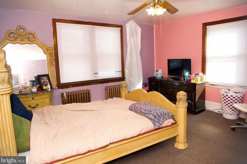 1223 Harrison St, Philadelphia PA 19124-2910 exterior