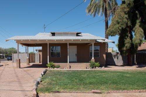 18 Hamilton St, Chandler, AZ 85225-5615