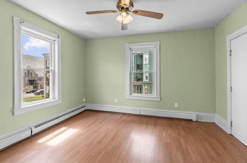 22 Dean St, Woonsocket RI  02895-1314 exterior