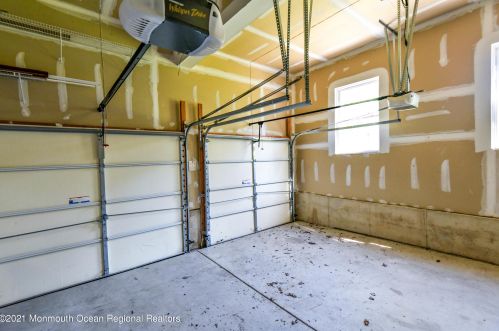 5 Markus Ct, Jackson Twp NJ  08527-2886 exterior