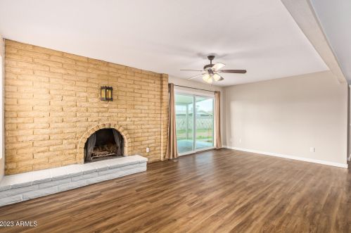 9040 40 Dr, Phoenix AZ 85019-2013 exterior