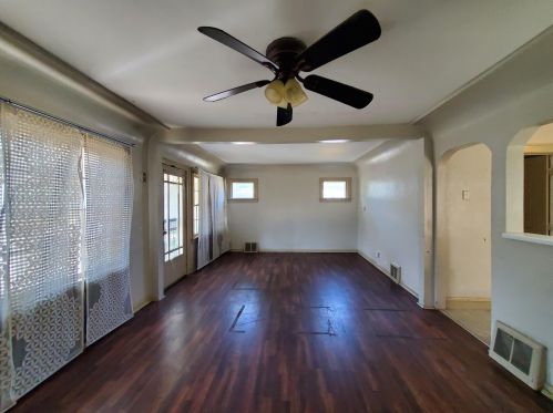 4906 37th St, Milwaukee WI  53221-2529 exterior