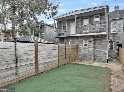 27 New Dorwart St, Lancaster PA 17603-5220 exterior