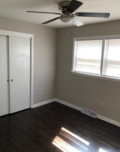 312 113 St, Chicago IL 60655-1926 exterior