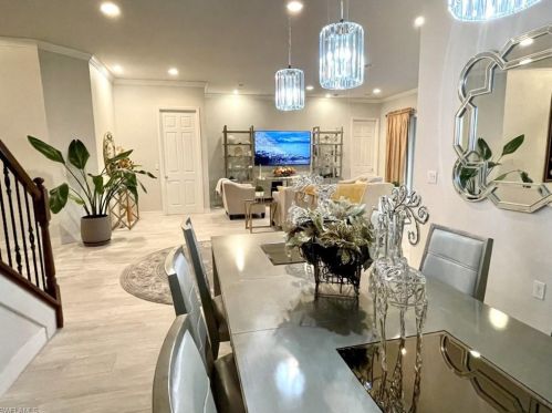 6582 Monterey Pt, Naples FL 34105-5038 exterior