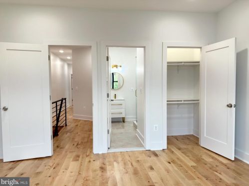 1639 Jackson St, Philadelphia PA 19145-3617 exterior