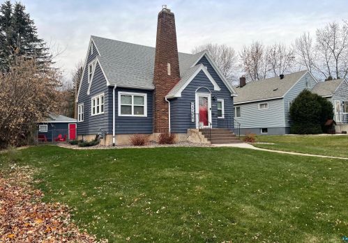 4721 4 St, Duluth MN 55807-2032 exterior