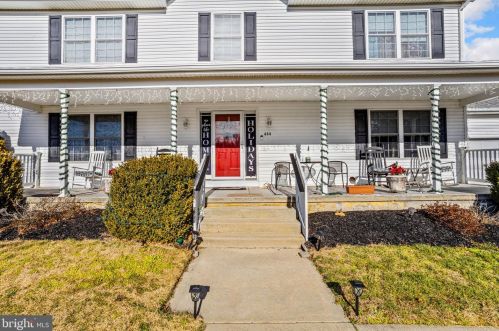 444 Bailey St, Pilesgrove, NJ 08098-1015