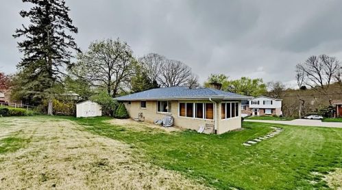 109 Richard Dr, Pittsburgh PA 15237-1882 exterior