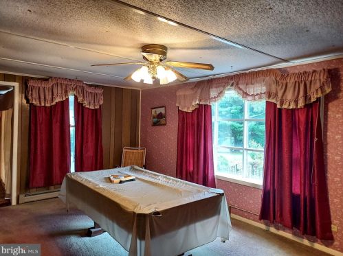 1020 Gettysburg Rd, Littlestown PA 17340-9310 exterior