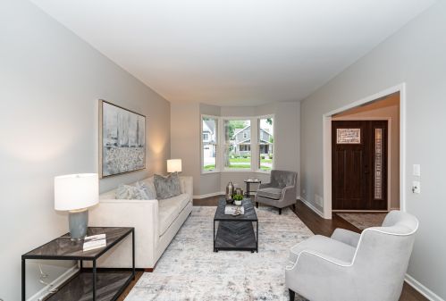 254 3rd St, Elmhurst IL  60126-2460 exterior