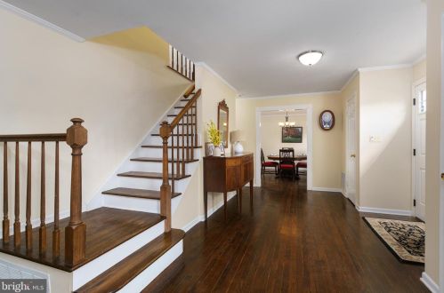 11 Kean Ct, Princeton NJ 08540-9511 exterior