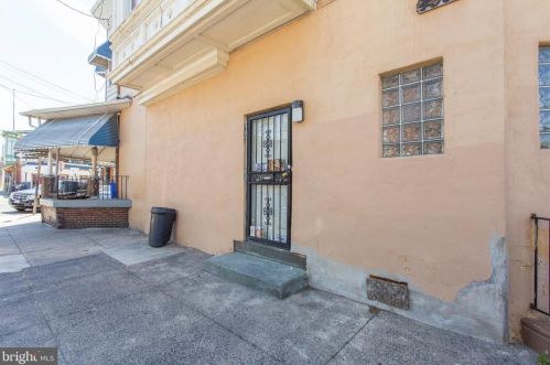 4300 17 St, Philadelphia PA 19130-0041 exterior