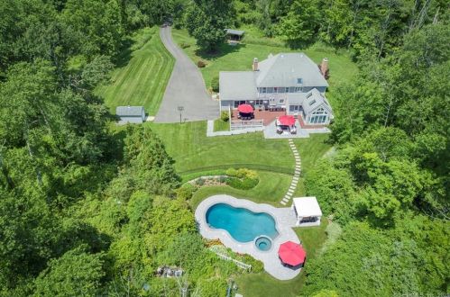 19 Berthier Pl, Ridgefield, CT 06877-1241