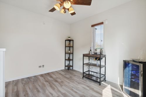 2759 Bosworth Ave, Chicago IL 60642-2341 exterior