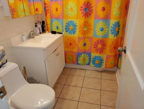 921 Woodlawn Ave, Waukegan IL 60085-2815 exterior