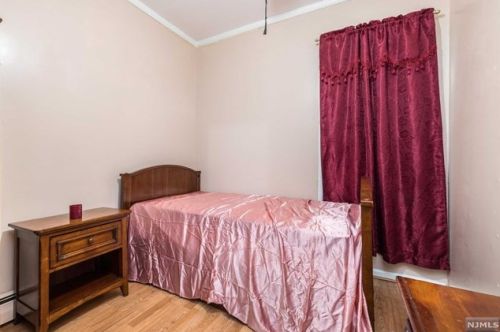 65 7th St, Paterson NJ 07506-3802 exterior