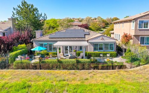 4054 Borders Dr, Folsom CA 95762-5415 exterior