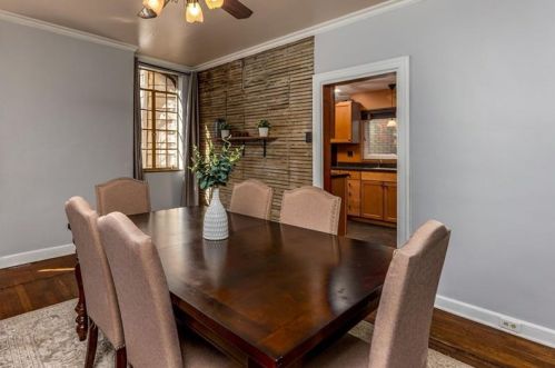 6338 Forward Ave, Pittsburgh PA 15217-2266 exterior