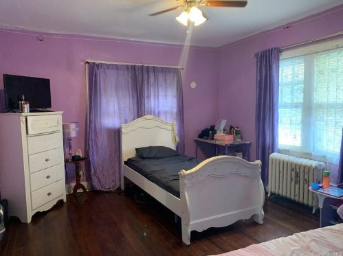 123 Magnolia Ave, Mount Vernon NY 10553-1210 exterior