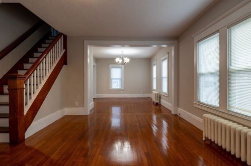 139 Berkshire Ave, Springfield MA  01109-1749 exterior