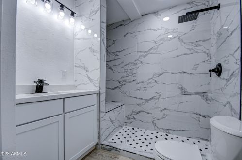 8224 25th St, Phoenix AZ  85042-7020 exterior