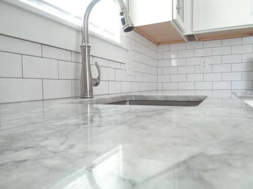 285 Maple Rd, Springfield MA  01106-3100 exterior