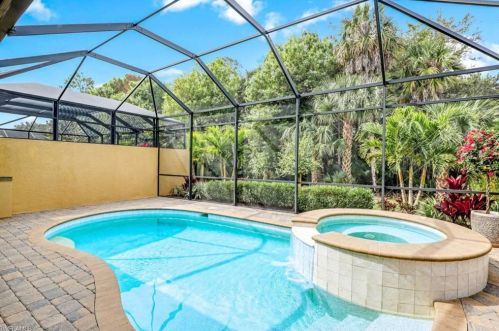 6589 Roma Way, Naples FL  34113-1720 exterior