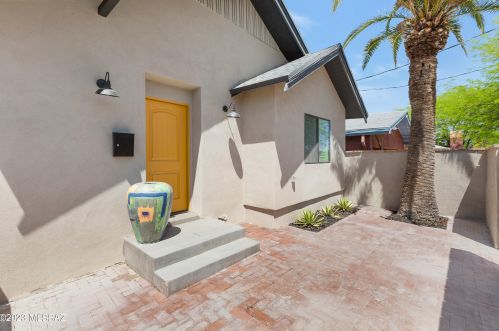 930 8th Ave, Tucson AZ  85701-3014 exterior