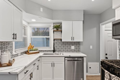 2812 84th St, Milwaukee WI  53222-4704 exterior