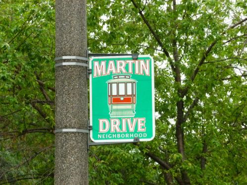 1324 36th St, Milwaukee, WI 53215-1440