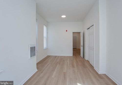 1602 17 St, Philadelphia PA 19132-3930 exterior