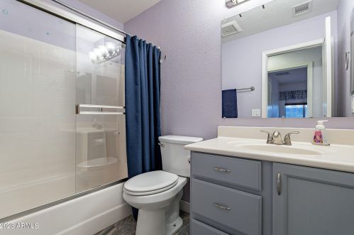 12245 41st Ave, Phoenix AZ 85029-2947 exterior