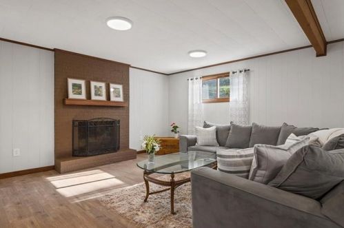 502 Braddock Rd, Pittsburgh PA 15221-3734 exterior