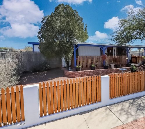 7272 Freestone Dr, Tucson AZ 85730-3711 exterior