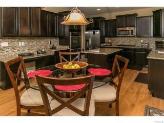 16138 Johnson Creek Dr, Northville MI  48168-8003 exterior