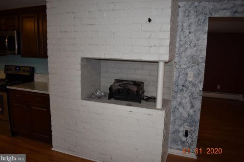 471 Grant Dr, Hanover PA 17331-1431 exterior