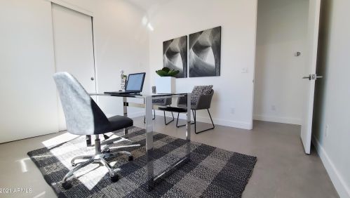 4214 41 St, Phoenix AZ 85032-6711 exterior