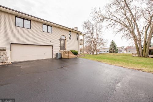 7660 Borman Way, South Saint Paul, MN 55076-2964