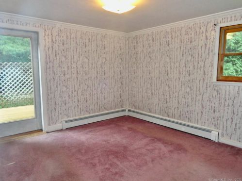 275 Torcon Dr, Torrington CT 06790-5818 exterior