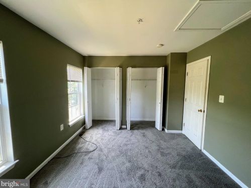 1813 Tobias Dr, Washington DC 20020-2955 exterior