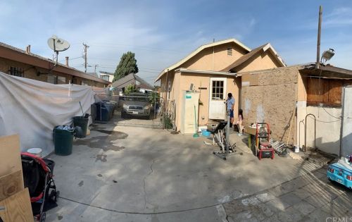 8818 Dunbar St, Bellflower CA 90706-4312 exterior