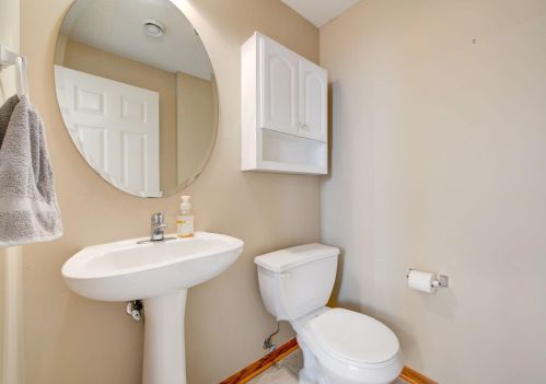 2169 Shamrock Pl, Chaska MN 55318-5404 exterior