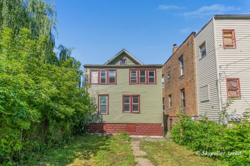 11537 Perry Ave, Chicago IL 60628-6626 exterior