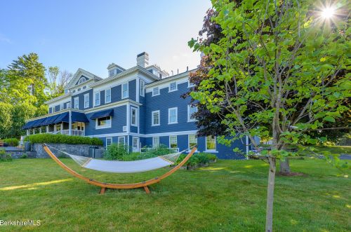 2 Kemble St, Lenox MA 01240-2816 exterior