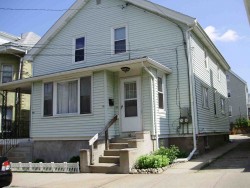 64 Hawthorn St, Newton, MA 02458-1215