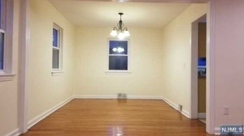 11 Lake Rd, Demarest NJ  07627-2236 exterior