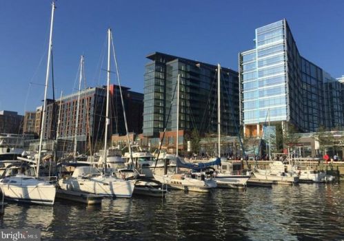 350 G St, Washington DC  20024-4215 exterior