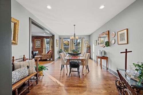 36 Portland Pl, Saint Louis MO 63108-1242 exterior