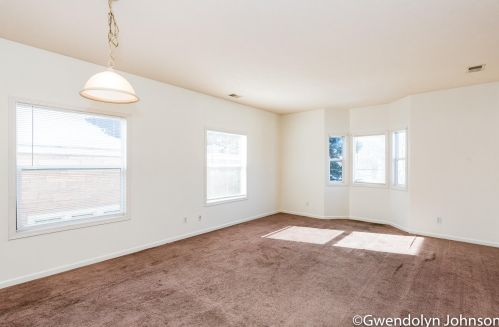 930 Sheldon Ave, Grand Rapids MI 49507-1166 exterior